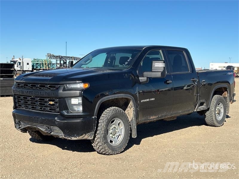 Chevrolet Silverado 2500 4x4 Crew Cab Pickup Altele