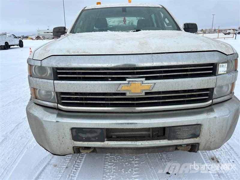 Chevrolet Silverado 2500HD 4x4 Crew Cab Pickup Drugi