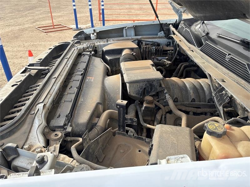 Chevrolet Silverado 2500HD 4x4 Crew Cab Pickup Други