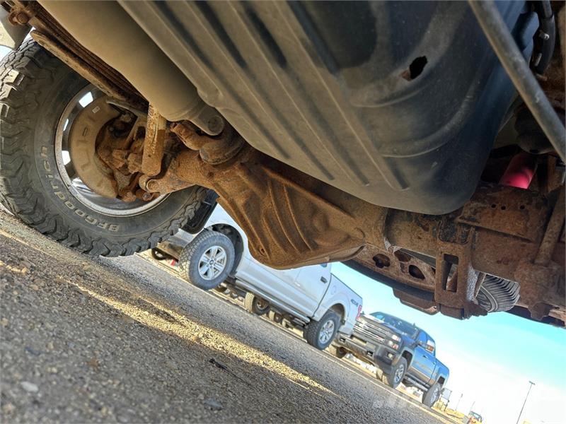 Chevrolet Silverado 2500HD LTZ 4x4 Crew Cab Pickup Andre varebiler