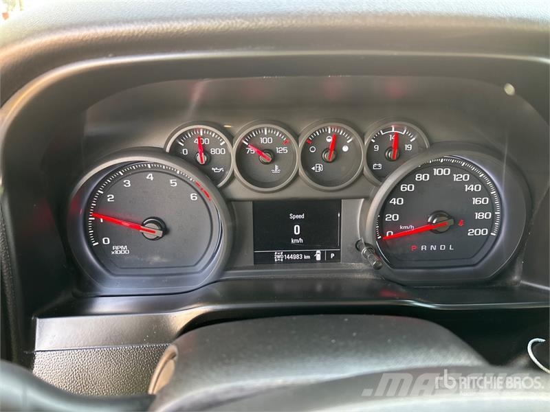 Chevrolet Silverado 2500 HD 4x4 Crew Cab Pickup Ostalo