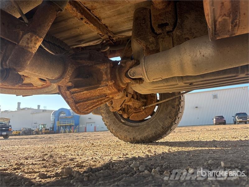 Chevrolet Silverado 2500 LT 4x4 Extended Cab Pickup Ostalo