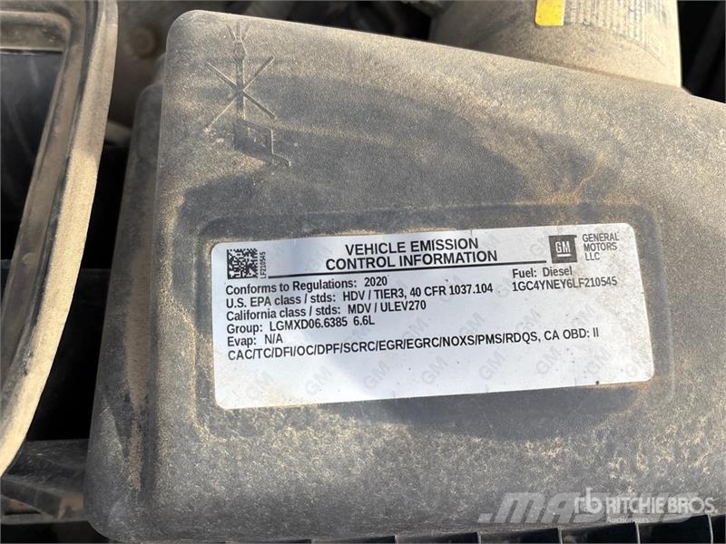 Chevrolet Silverado 2500 HD LT 4x4 Crew Cab Pickup Ostalo
