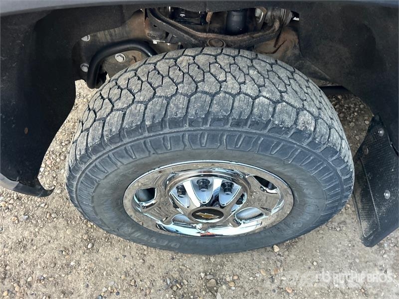 Chevrolet Silverado 2500HD 4x4 Crew Cab Pickup Ostalo
