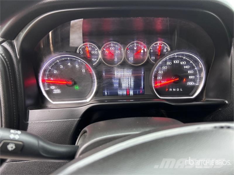 Chevrolet Silverado 2500 HD 4x4 Crew Cab Pickup Ostalo