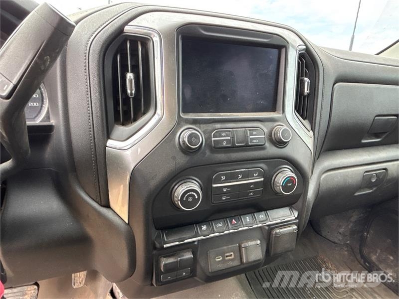 Chevrolet Silverado 2500 LT 4x4 Crew Cab Pickup Drugi