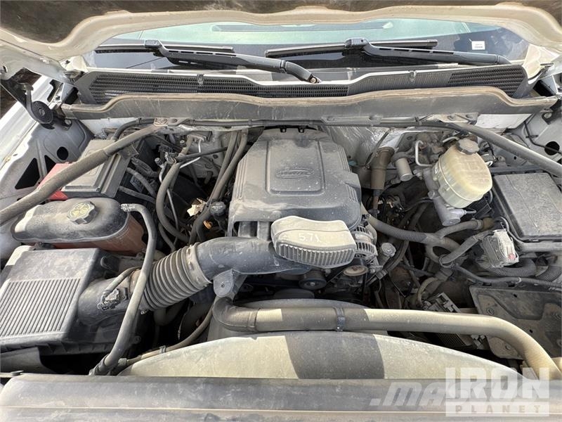 Chevrolet Silverado 2500HD 4x2 Extended Cab Pickup Други