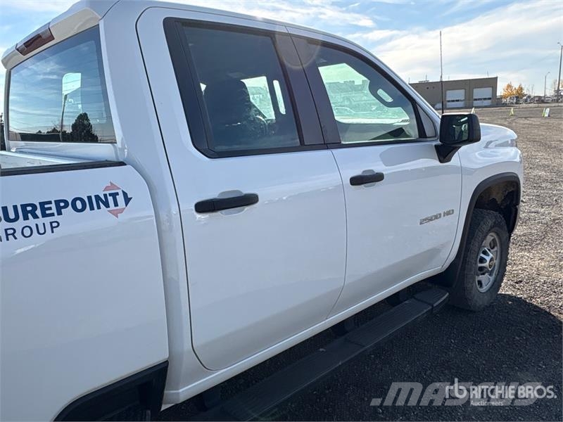Chevrolet Silverado 2500 HD 4x4 Extended Cab Pickup Drugi