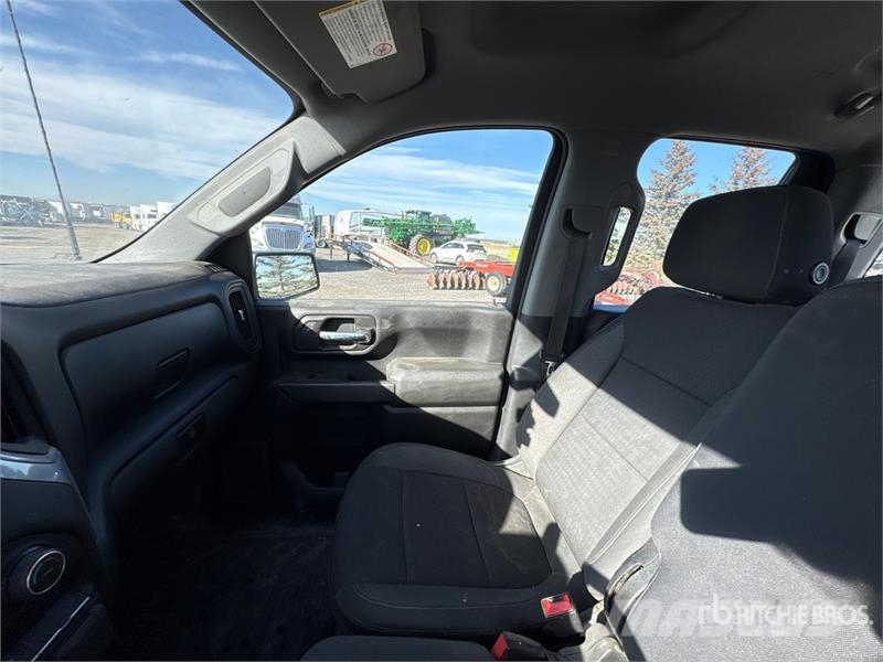 Chevrolet Silverado 2500 HD 4x4 Extended Cab Pickup Drugi