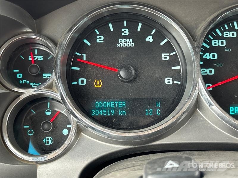 Chevrolet Silverado 2500 LT 4x4 Extended Cab Pickup Muu