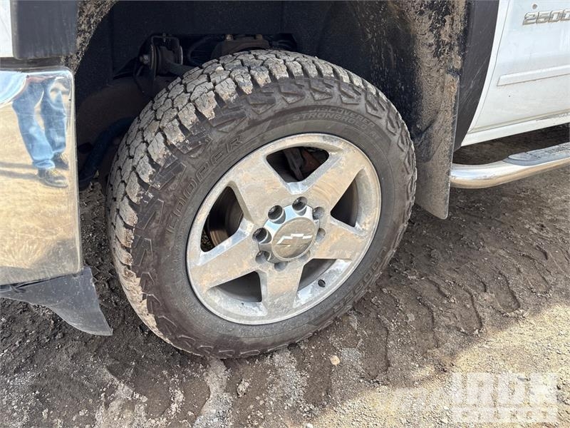 Chevrolet Silverado 2500HD 4x2 Extended Cab Pickup Други