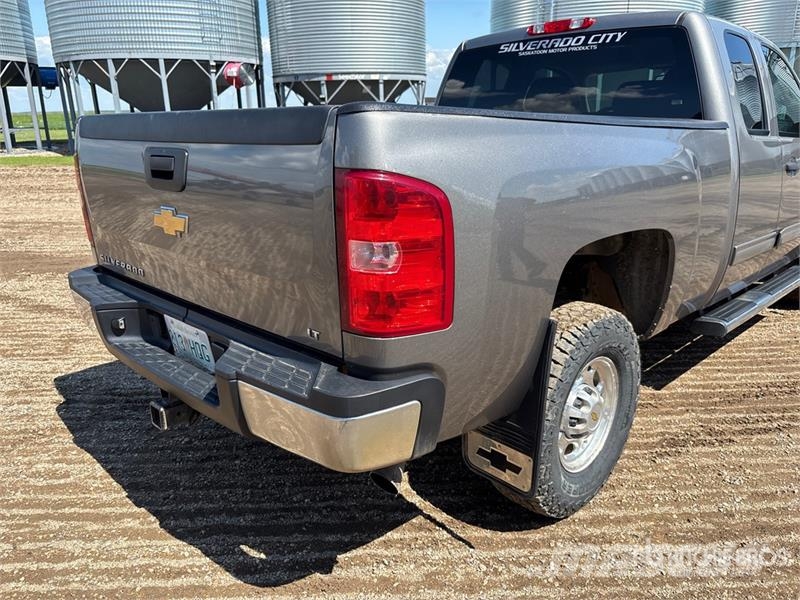 Chevrolet Silverado 2500 HD LT 4x4 Extended Cab Pickup Other
