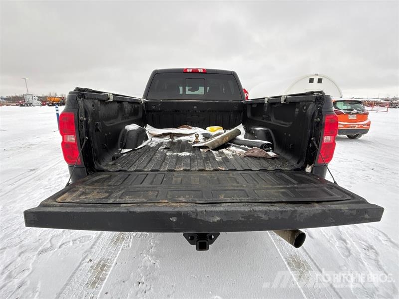 Chevrolet Silverado 2500 LTZ 4x4 Crew Cab Pickup Anders
