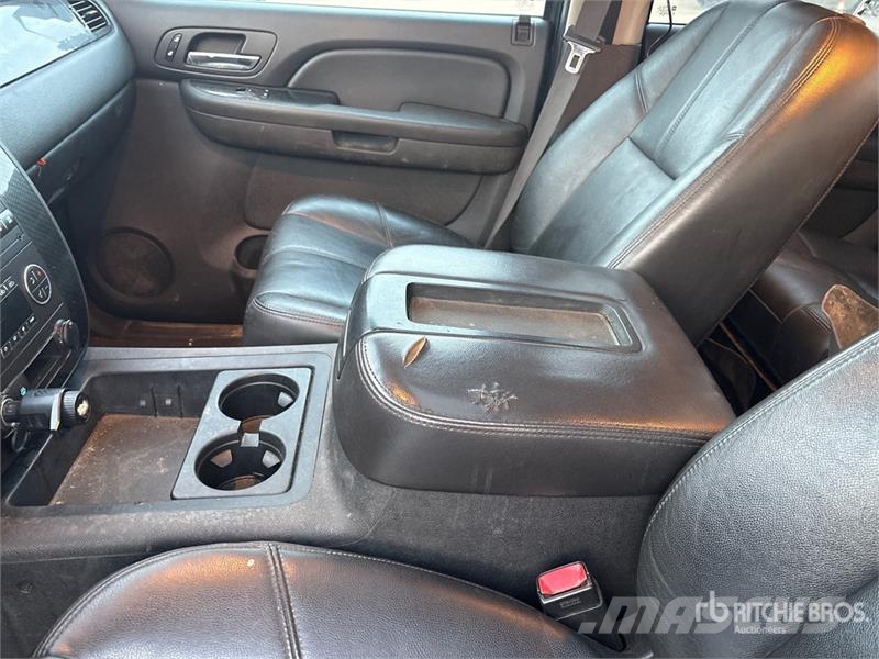 Chevrolet Silverado 2500 HD LTZ 4x4 Crew Cab Pickup أخرى