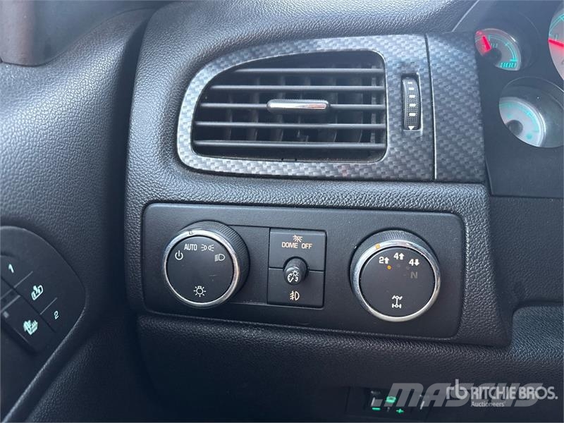 Chevrolet Silverado 2500 HD LTZ 4x4 Crew Cab Pickup أخرى