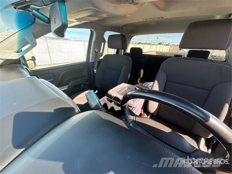 Chevrolet Silverado 2500 HD LT 4x4 Extended Cab Pickup Ostalo