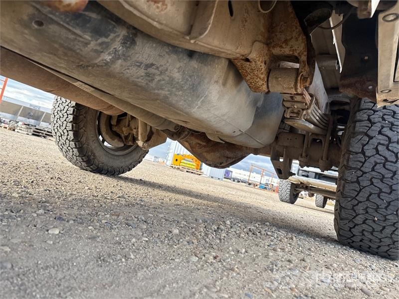 Chevrolet Silverado 2500HD 4x4 Crew Cab Pickup Други