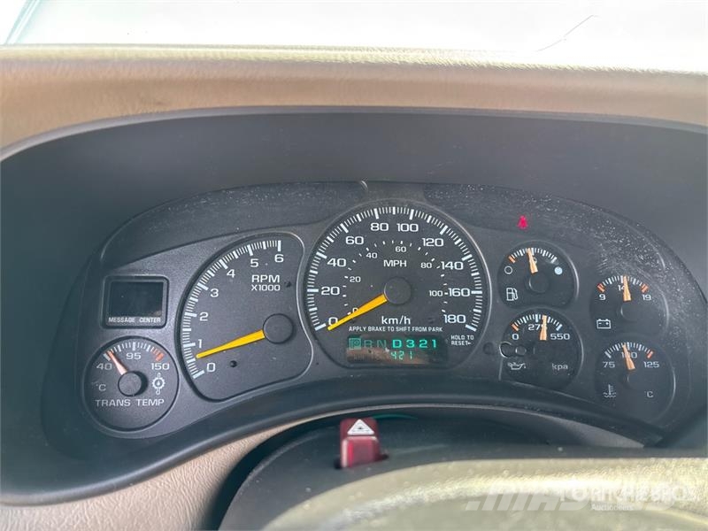 Chevrolet Silverado 2500 LT 4x2 Extended Cab Pickup Kita