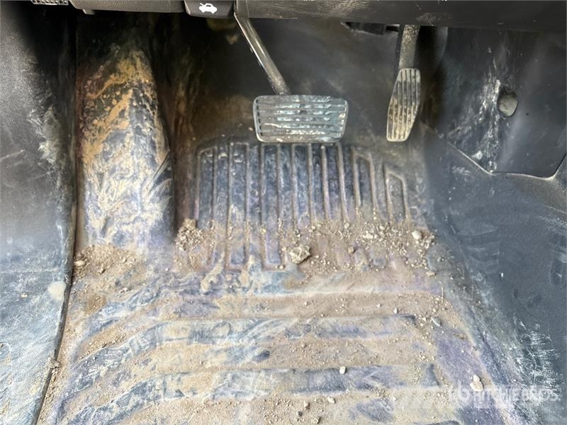 Chevrolet Silverado 2500 HD 4x4 Extended Cab Pickup Drugi