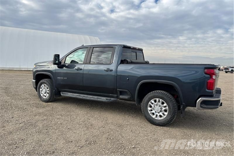 Chevrolet Silverado 2500 HD LT 4x4 Crew Cab Pickup Ostalo