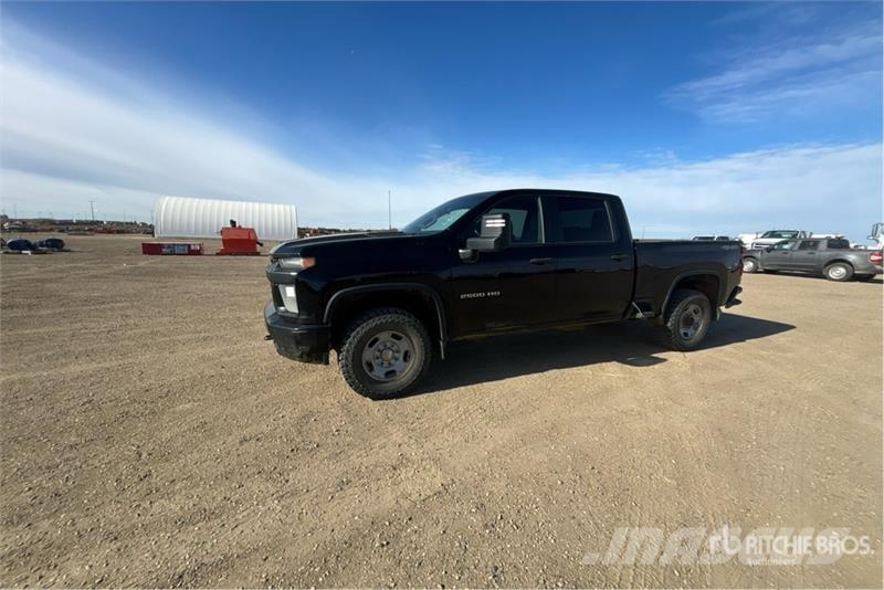 Chevrolet Silverado 2500HD 4x4 Crew Cab Pickup Други