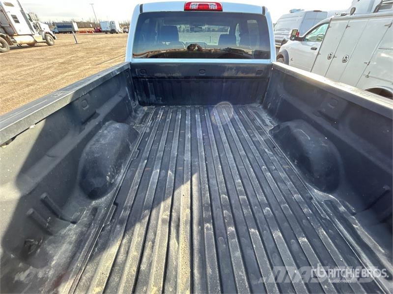 Chevrolet Silverado 2500HD LTZ 4x4 Crew Cab Pickup Andre varebiler