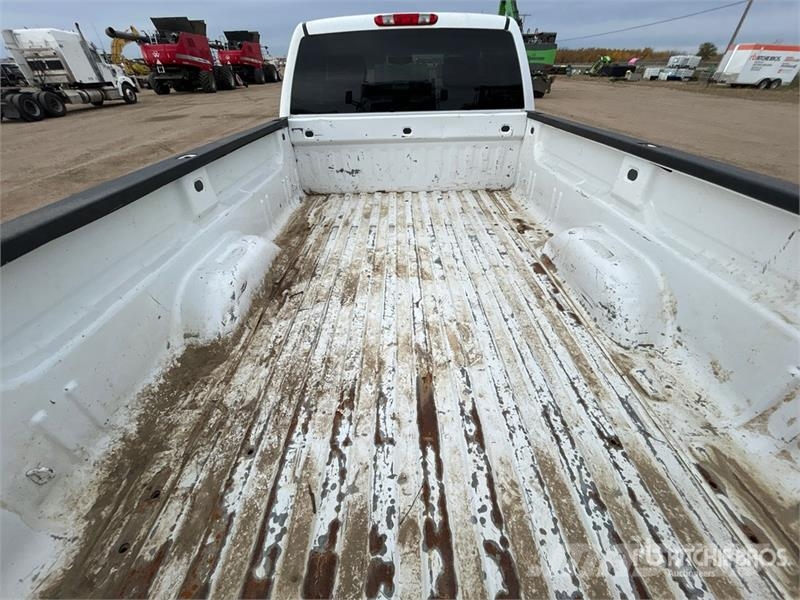 Chevrolet Silverado 2500 LT 4x4 Extended Cab Pickup Muu