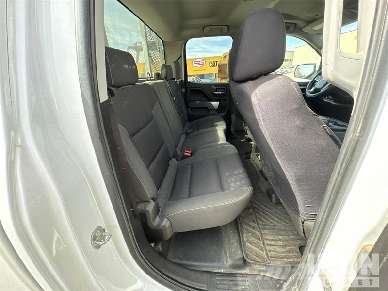 Chevrolet Silverado 2500HD 4x2 Extended Cab Pickup Други