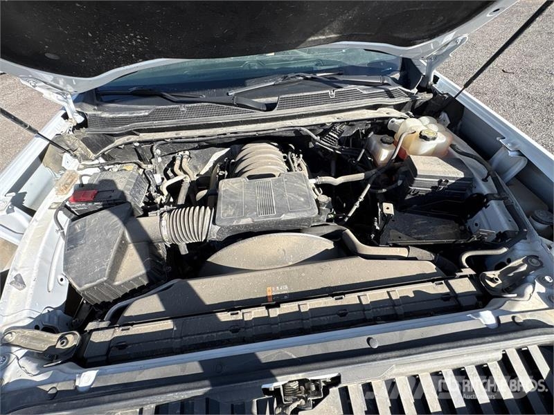 Chevrolet Silverado 2500 HD 4x4 Extended Cab Pickup Drugi