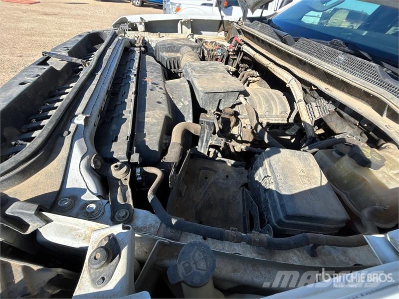 Chevrolet Silverado 2500HD Kamioni cisterne