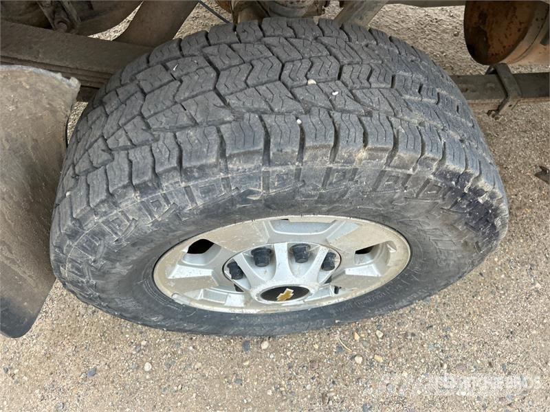 Chevrolet Silverado 2500 LT 4x4 Extended Cab Pickup Muu