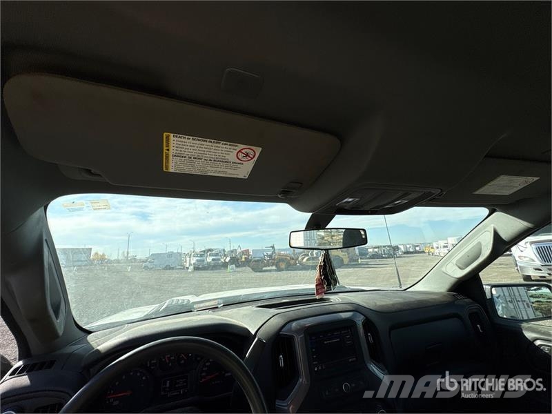 Chevrolet Silverado 2500 HD 4x4 Extended Cab Pickup Drugi