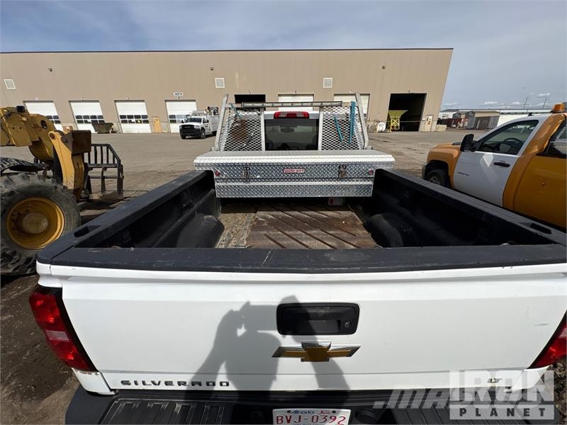 Chevrolet Silverado 2500HD 4x2 Extended Cab Pickup Други