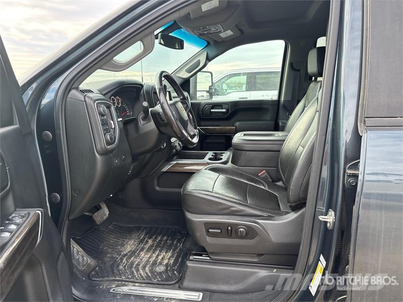 Chevrolet Silverado 2500 HD LT 4x4 Crew Cab Pickup Ostalo