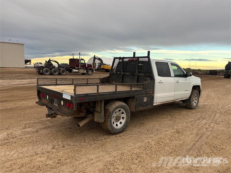 Chevrolet Silverado 2500HD Camiones plataforma