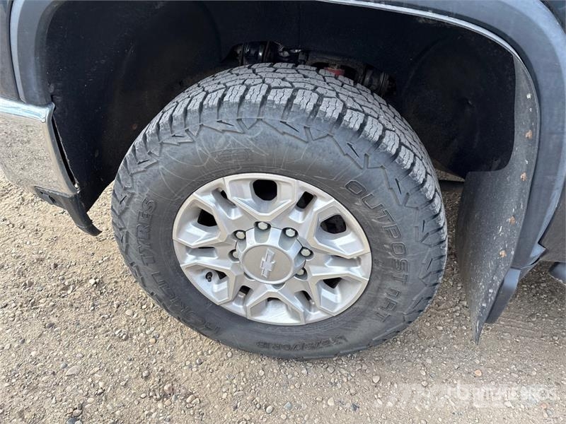 Chevrolet Silverado 2500 HD LT 4x4 Crew Cab Pickup Ostalo