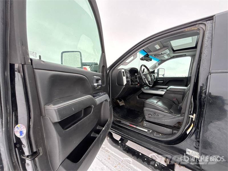 Chevrolet Silverado 2500 LTZ 4x4 Crew Cab Pickup Anders