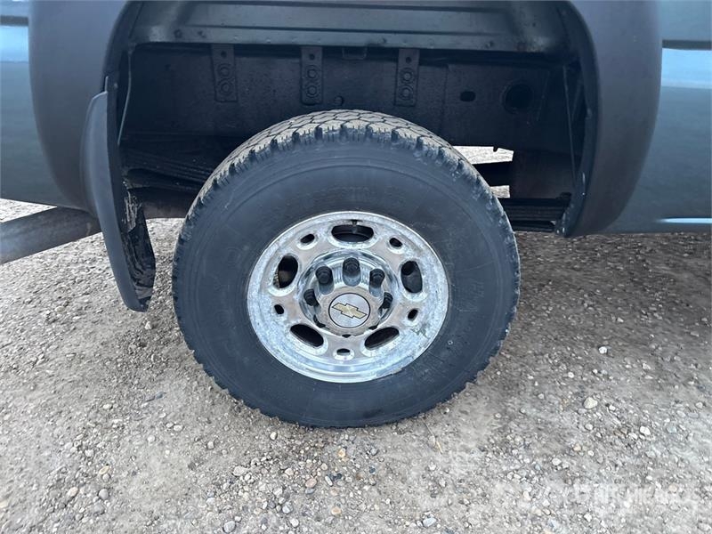 Chevrolet Silverado 2500 أخرى