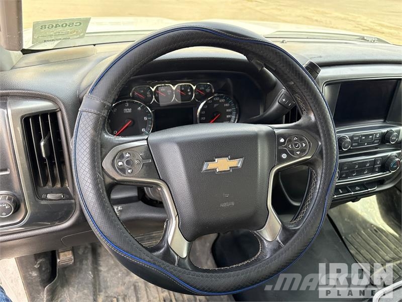 Chevrolet Silverado 2500HD 4x2 Extended Cab Pickup Други
