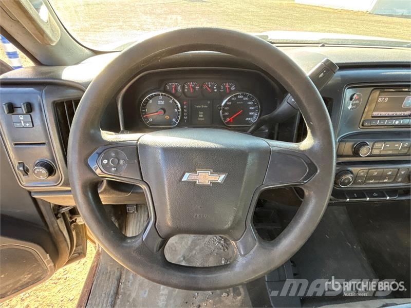 Chevrolet Silverado 2500 4x4 Crew Cab Pickup Autre fourgon / utilitaire