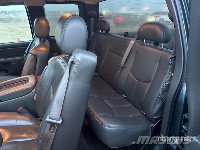 Chevrolet Silverado 2500 أخرى