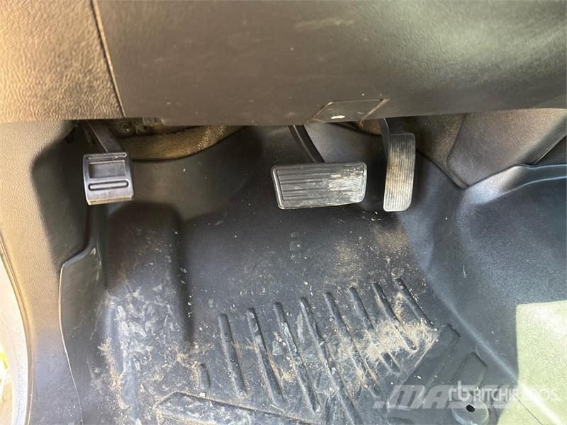 Chevrolet Silverado 2500 HD LT 4x4 Extended Cab Pickup Ostalo