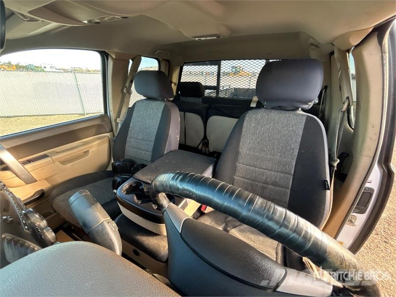 Chevrolet Silverado 2500 LT 4x4 Extended Cab Pickup أخرى