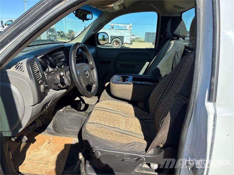 Chevrolet Silverado 2500 4x4 Pickup Drugi