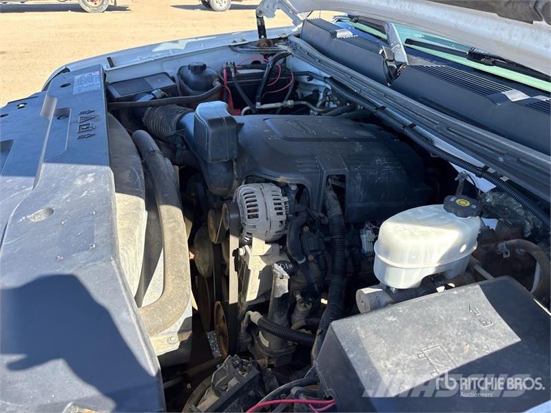 Chevrolet Silverado 2500 4x4 Pickup Drugi