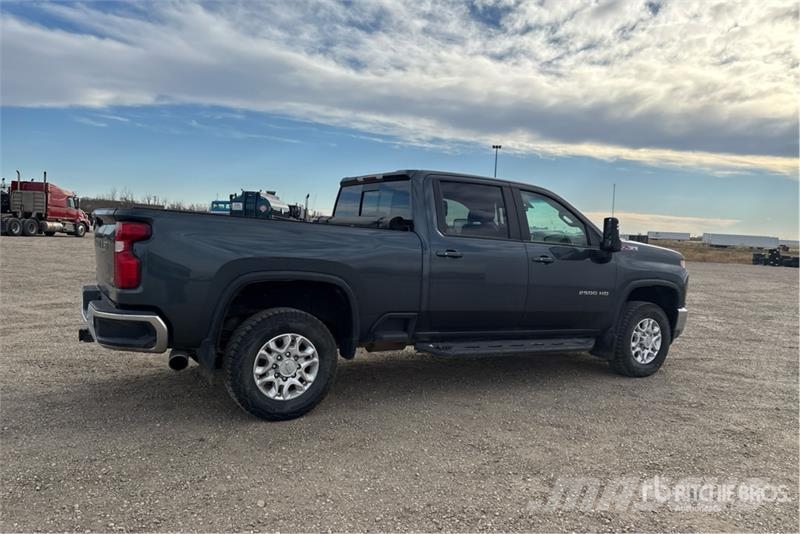 Chevrolet Silverado 2500 HD LT 4x4 Crew Cab Pickup Ostalo