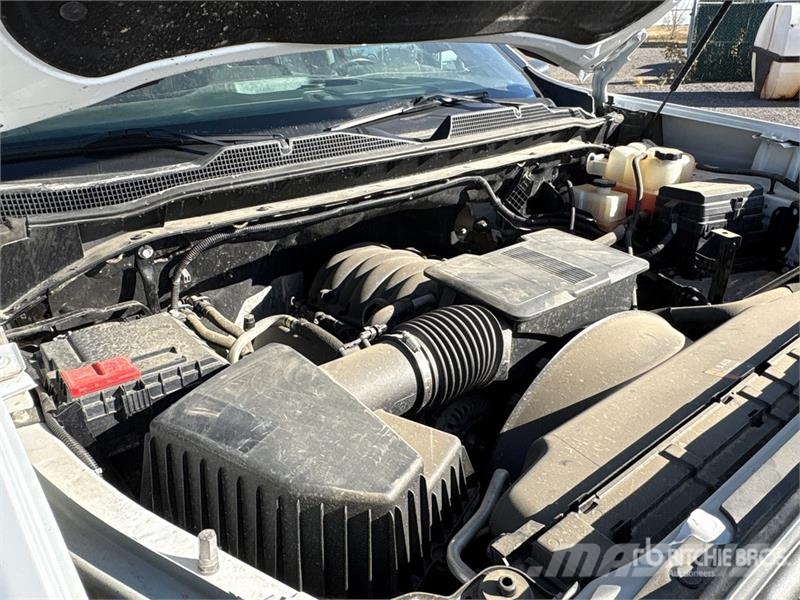 Chevrolet Silverado 2500 HD 4x4 Extended Cab Pickup Drugi