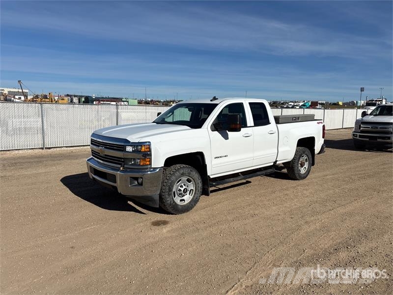 Chevrolet Silverado 2500 HD LT 4x4 Extended Cab Pickup Ostalo