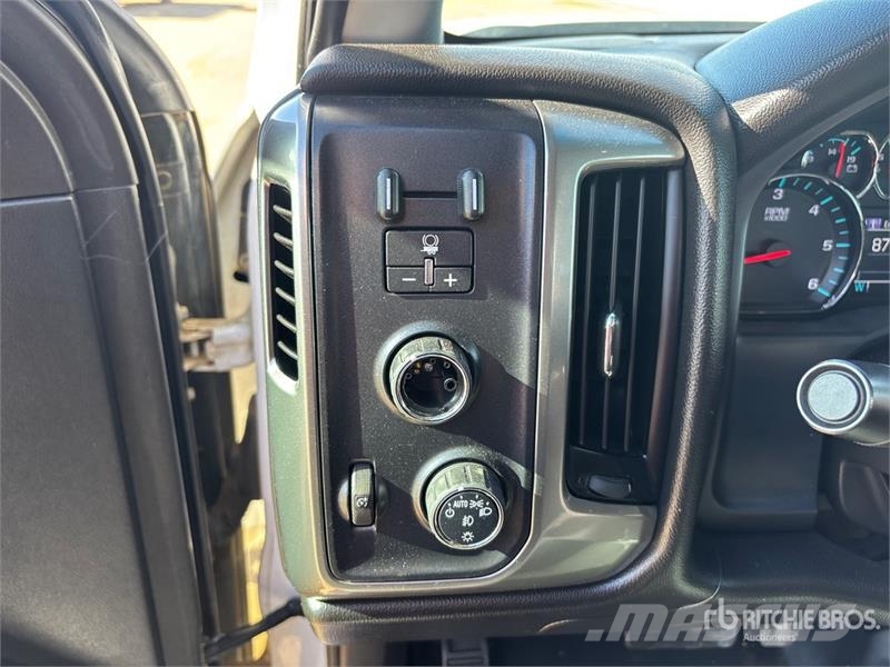 Chevrolet Silverado 2500 HD LT 4x4 Extended Cab Pickup Ostalo