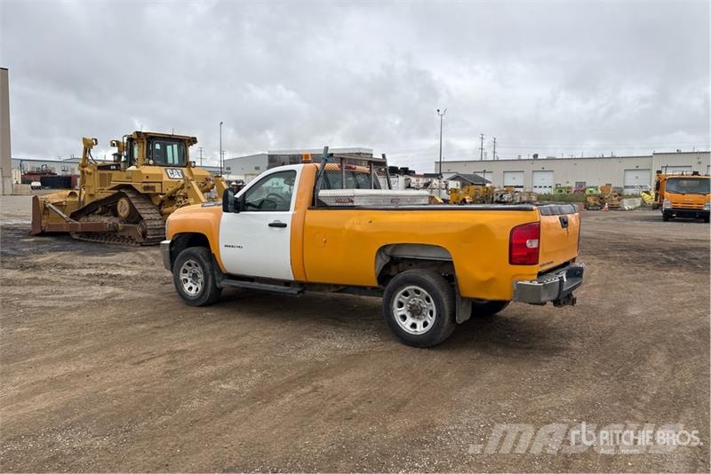 Chevrolet Silverado 2500HD 4x2 Pickup Други